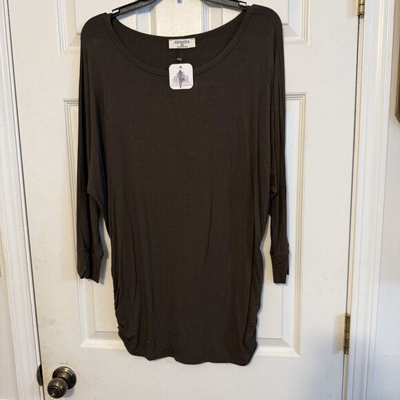 NWT Zenana Top Army Green | Wide Neck | Rouched Bottom | Stretchy | Oversized - Picture 1 of 3